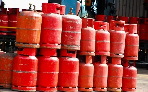 FG Starts To Distribute Free 1m Gas Cylinders To Increase Clean Cooking