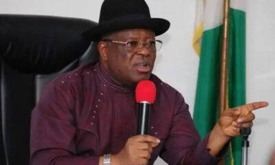 Umahi Threatens To Cancel Ten Niger Federal Road Contracts