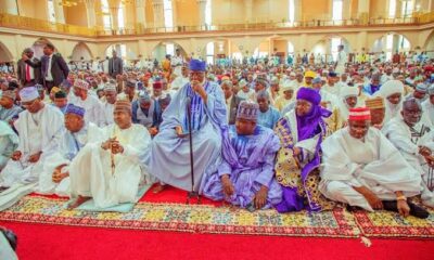 Ganduje And Kwankwaso Stay Apart At The Wedding Of Atiku's Daughter