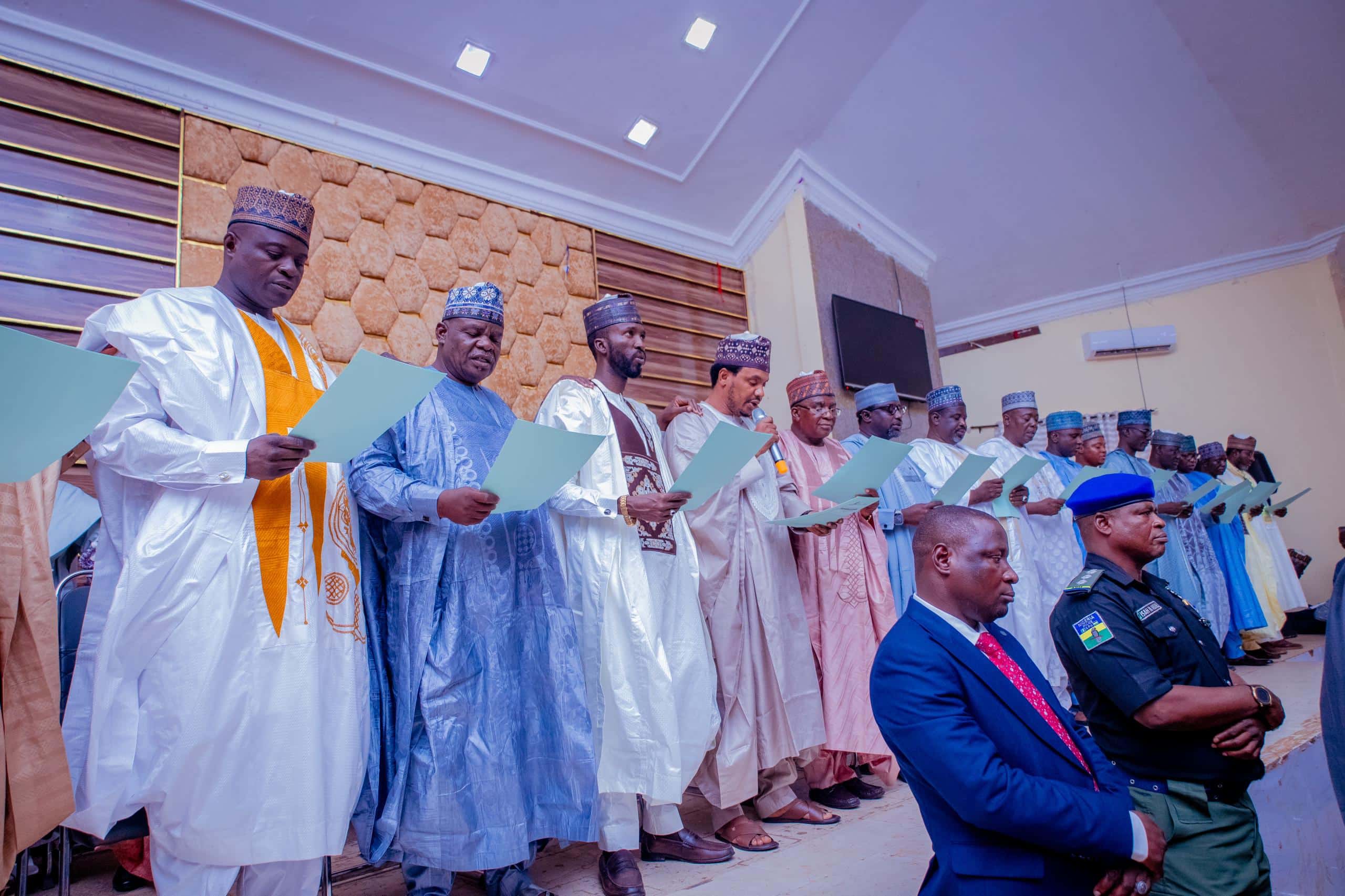 Governor Idris swears in 21 LGAs Chairmen, Charges Them To Run Open, Transparent Government